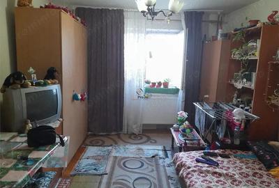 Garsoniera Etaj 2 zona Buziasului