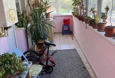 Apartament cu 3 camere decomandat în Calarași 4 - 5