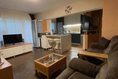 Apartament cu 3 camere decomandat în Obor - 3