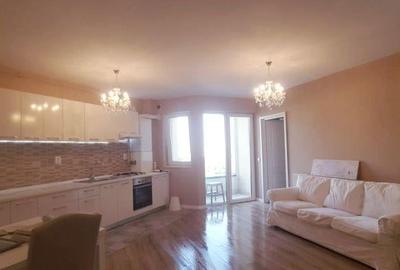 Apartament cu 3 camere semidecomandat, mobilat în Central