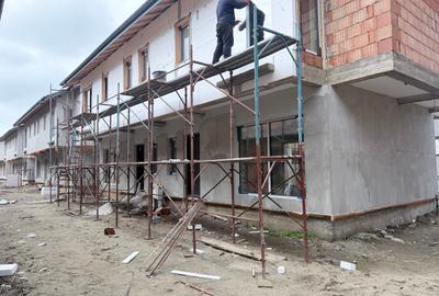 Duplex cu 4 camere cu Canalizare în Sud - 18