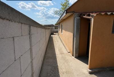 Casă cu 3 camere în Central - 2