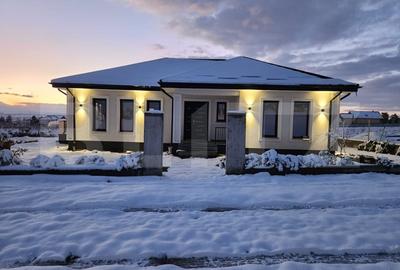 Casa Individuala , Suprafata utila 84/ 119 mp, Teren 500mp, Plopeni - 1