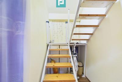 Casă individuală cu 9 camere cu Canalizare în Săcălaz - 44