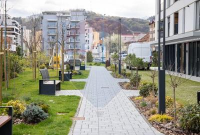 Spațiu comercial, de 78 mp, în Centrul Civic - 23