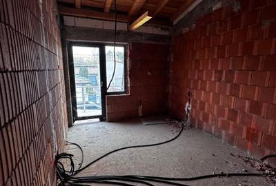 Casă individuală cu 6 camere cu Teren 550 Mp în George Enescu - 1