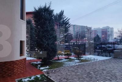 Casă cu 6 camere cu Teren 1178 Mp în Cetate - 3