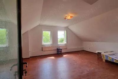 PRET REDUS! Casa D+P+M situata in Targu Jiu, str. Iezureni PRET REDUS! Casa D+P+M situata in Targu Jiu, str. Iezureni - 4