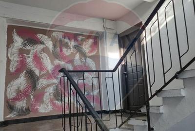 Apartament cu 3 camere decomandat, mobilat în Central - 2