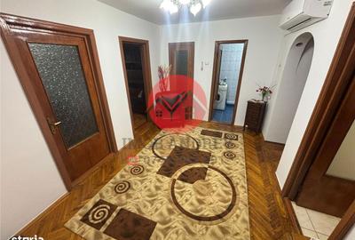 Apartament cu 3 camere decomandat în Central - 3