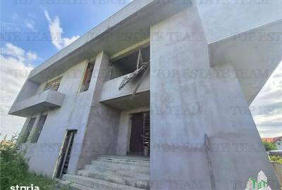 Casă cu 6 camere cu Teren 1372 Mp în Snagov - 3