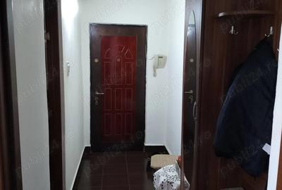 Vand apartament 2 camere - 2