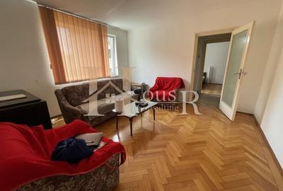 3 camere langa Piata 700. Etajul 2. Disponibil imediat