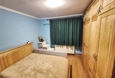 Apartament trei camere, zona semicentrală Popa Șapcă, etaj trei, - 3