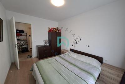 Apartament cu 2 camere decomandat în Tractorul - 12