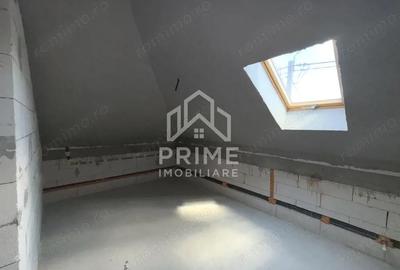 Casă cu 5 camere cu Teren 1800 Mp în Stremț - 3