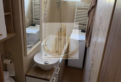 Apartament cu 3 camere semidecomandat, mobilat în Circumvalațiunii - 14