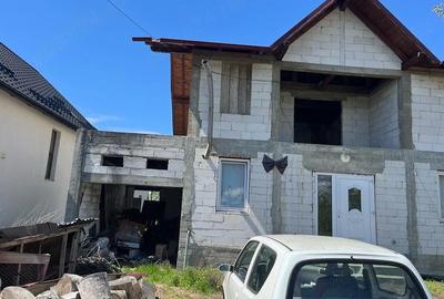 Casă cu Teren 800 Mp în Frătăuții Vechi