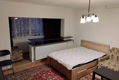 Apartament cu 2 camere decomandat în Exterior Vest