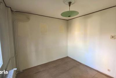 Apartament cu 3 camere decomandat în Tineretului - 19