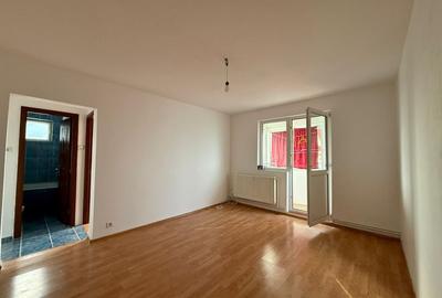 Apartament cu 2 camere semidecomandat în Satulung