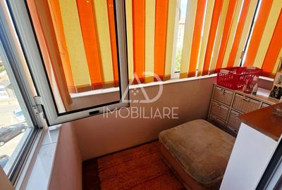 Apartament cu 3 camere nedecomandat în 9 Mai - 6