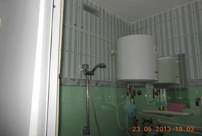 Garsonieră decomandată în Titan - 2