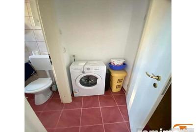 3 camere confort 1 etaj 3 zona Medicina CENTRALA PROPRIE - 2