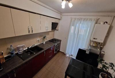 Apartament cu 3 camere decomandat în Central - 2