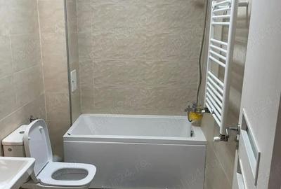 Garsonieră decomandată în Apărătorii Patriei - 2