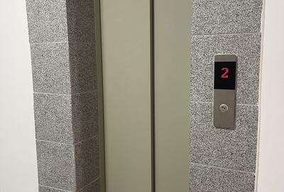 Apartament cu 3 camere în Stupini