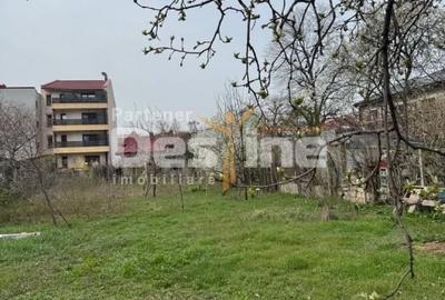 Teren Construcții intravilan de 1553 mp, în 13 Septembrie - 2