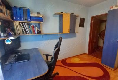 Apartament cu 3 camere decomandat în Central - 6