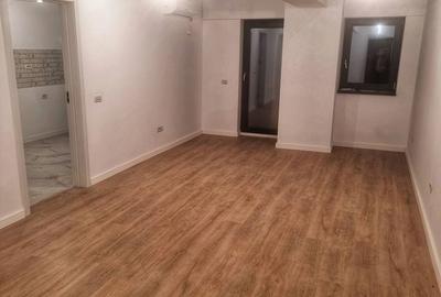 Garsonieră în Nicolina