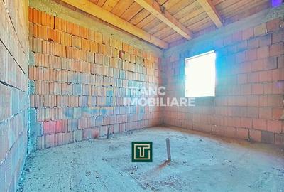 Casă cu 5 camere cu Teren 500 Mp în Aluniș - 14