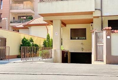 Apartament cu 3 camere decomandat, mobilat în Kiseleff