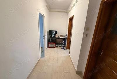 Spațiu comercial, de 60 mp, în Central - 3