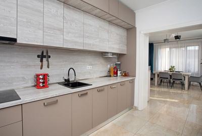 Vilă P+M, Clujului, 190 mp, teren 520 mp, singur în curte. 225 000 E - 19