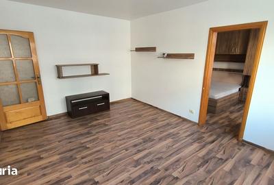 Apartament cu 2 camere semidecomandat în Fălticeni