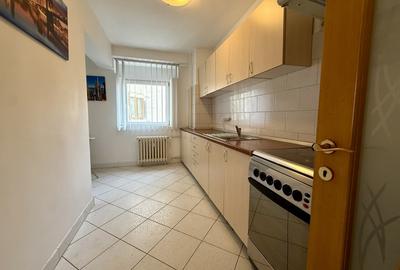 Apartament cu 3 camere decomandat în Decebal - 8