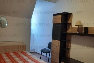 Apartament 3 camere, decomandat - zona Centrul Istoric. Apartament 3 camere, decomandat - zona Centrul Istoric. - 2