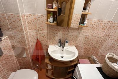 Apartament 4 camere, renovat ?i mobilat complet, etaj 1, z - 1