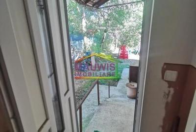 Casa P S cu teren ultracentral in Breaza - vis-a-vis de Liceul Militar - 17
