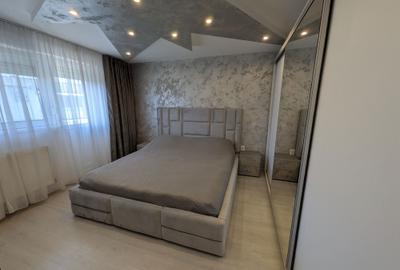 Apartament cu 3 camere decomandat în Central - 2