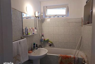Apartament cu 2 camere semidecomandat în Ultracentral