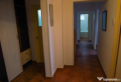 Apartament 4 camere, decomandat, etaj intermediar, zona Republicii - 6