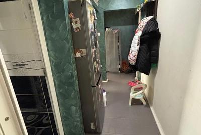 Apartament cu 3 camere semidecomandat în Micro 11 - 2