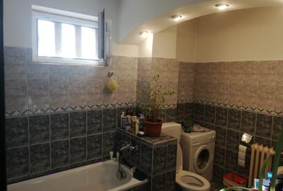 CITY MALL APARTAMENT CU 4 CAMERE ST 89 MP PRET 128000 EURO - 9