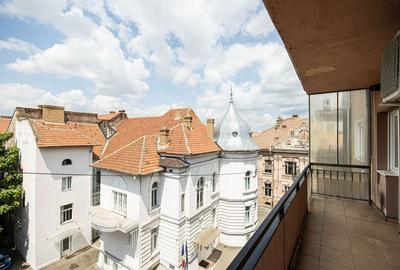 Apartament ultrafinisat cu 2 camere decomandat pe Closca Comision 0 - 2