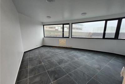 Spatiu Comercial 65 mp bloc Avanera! De ! 0727817187 - 2